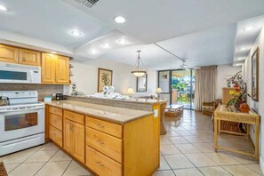 Private kitchen - Your Perfect Kihei Vacation full of ALOHA (Kihei)