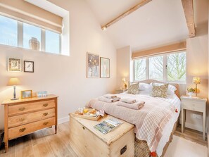2 bedrooms, free WiFi, bed sheets - 2 bedroom accommodation in Appletree (Appletree)