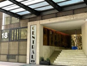 Exterior detail - Luis Fe's Place, Pool and Roof top (Mexico City)