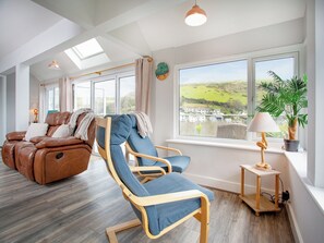 Fireplace - Seaton Beach is a wonderful location to enjoy a quiet outpost in Cornwall. (Seaton, near Downderry)