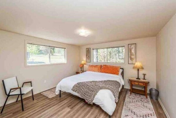 3 bedrooms, free WiFi, bed sheets