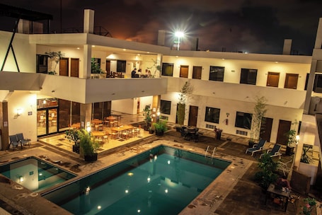 Standard Room | Living area. Hotel Tres Soles