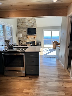 Ferienhaus, Mehrere Betten (Valley View - Luxury Getaway with a V) | Eigene Küche