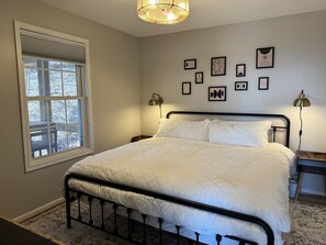 Room - Valley View - Luxury Getaway With a View (Hedgesville)
