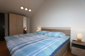 2 bedrooms, Internet