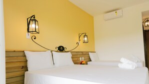 Suite, Lake View | 1 bedroom, in-room safe, blackout drapes, soundproofing