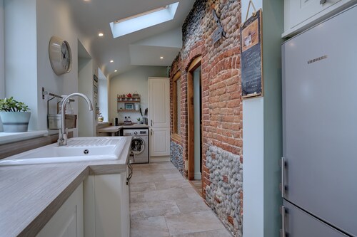 Bulmer Cottage | Winterton Cottages