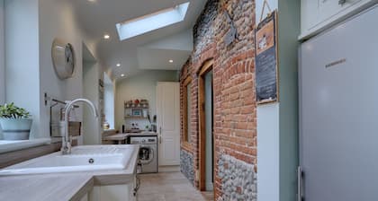 Bulmer Cottage | Winterton Cottages
