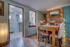Dining - Bulmer Cottage | Winterton Cottages (Winterton-on-Sea)
