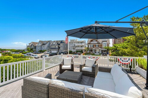 Family Beach House Steps from Ocean in Lovely Sea Girt NJ