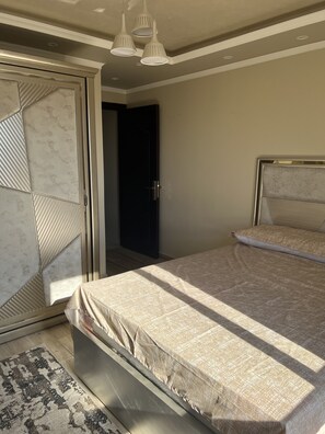 3 bedrooms - شقة فاخرة فيو بحر ومنتزة
 (Alexandria)