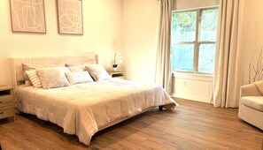 3 chambres, fer et planche à repasser, accès au Wi-Fi (inclus)