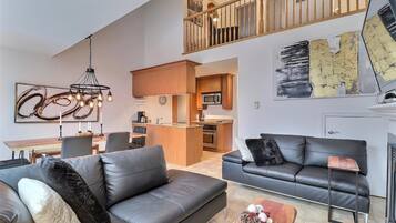 TV connectée, cheminée