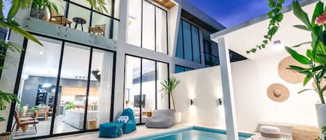 Basic Villa | Pool | Outdoor pool