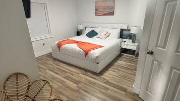 3 bedrooms, iron/ironing board, travel crib, free WiFi