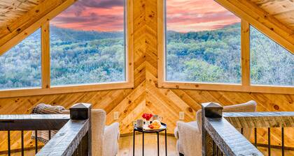 Pool * Views * Fireplace * Hot Tub * Spring Break!