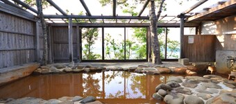 Nonsmoking Japanesestyle detached house with Goemon bath Building 5 Maximum of 4 people / Shimanto Kōchi