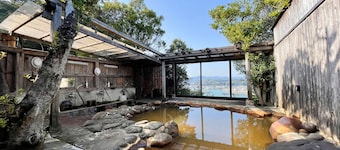 Nonsmoking Japanesestyle detached house Building No 4 standing near the virgin forest / Shimanto Kōchi