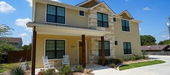 7 Bedroom 7.5 Bathroom Stephenville Villa