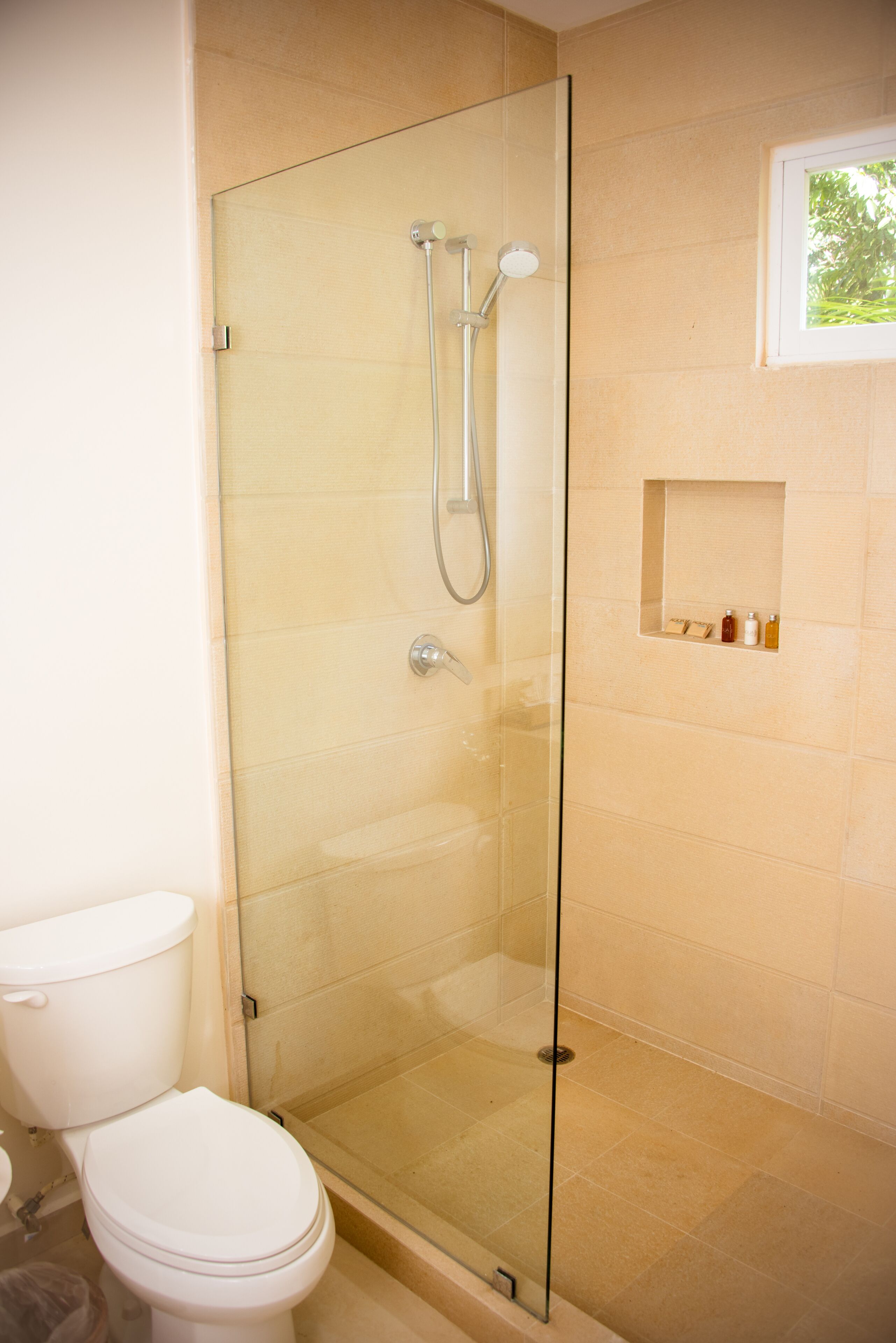 Deluxe Apartment | Bathroom