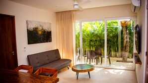 Deluxe Apartment | Living area - Grand Sirenis (Akumal)