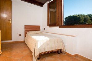 3 室のベッドルーム、アイロン / アイロン台、WiFi、ベッドシーツ