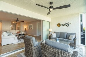 スマートテレビ、書庫