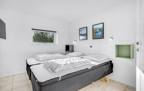 10 camere, ferro/asse da stiro, culla da viaggio, Wi-Fi gratuito