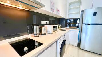 Fridge, microwave, stovetop, electric kettle