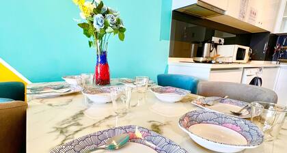 Legoland 3 mins drive@ Heart warming Families friendly Suit with Pool View 1-8px