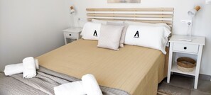 1 soverom, strykejern/-brett, wi-fi (inkludert) og sengetøy