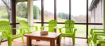 Bunkhouse/20Bedroom/Sleeps85/4Acre/Gamesroom/Wifi