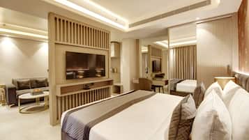 Standard Double Room, 1 Bedroom, Non Smoking, City View | In-room safe, laptop workspace, soundproofing, iron/ironing board