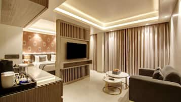 Standard Double Room, 1 Bedroom, Non Smoking, City View | In-room safe, laptop workspace, soundproofing, iron/ironing board