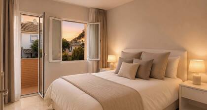 Manuel Hidalgo | Marbella Townhouse Pool Retreat