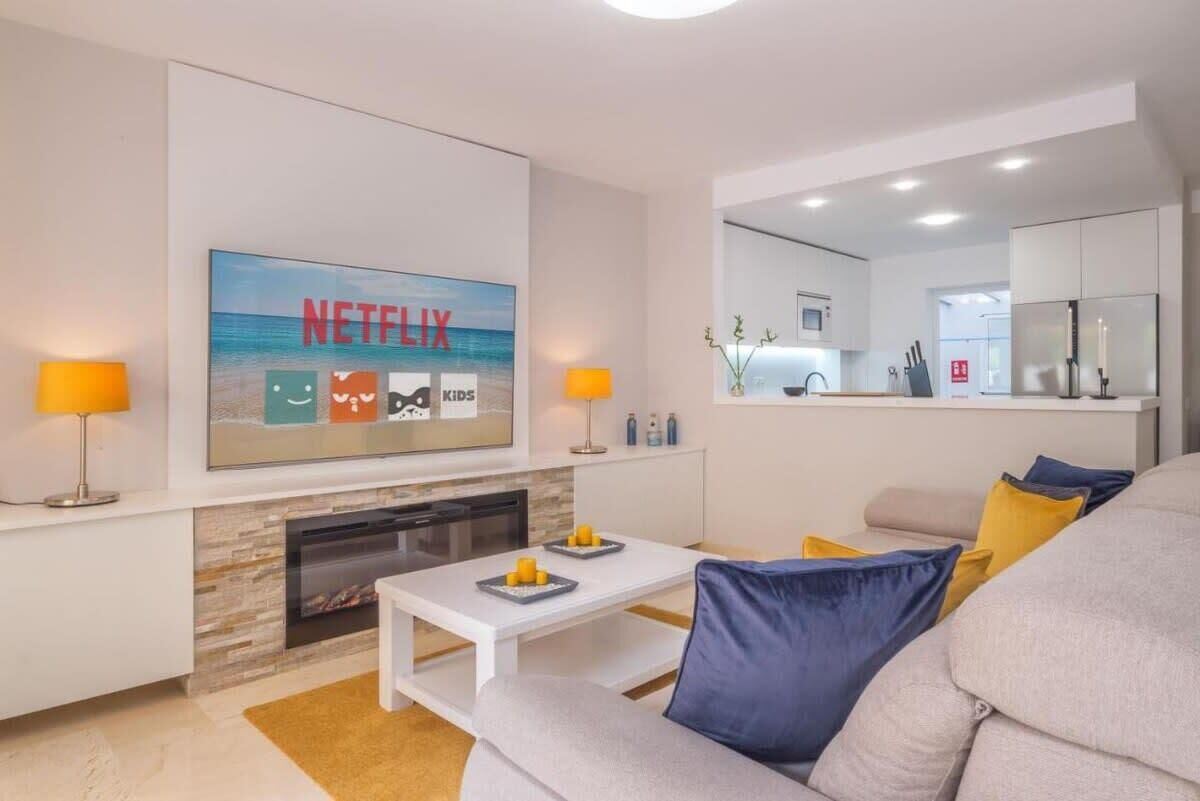 Televisie en een kantoor