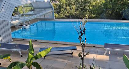 Aprt Montignac Piscine Privée