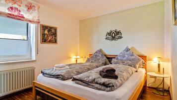 1 chambre, fer et planche Ă repasser, Wi-Fi gratuit, draps fournis