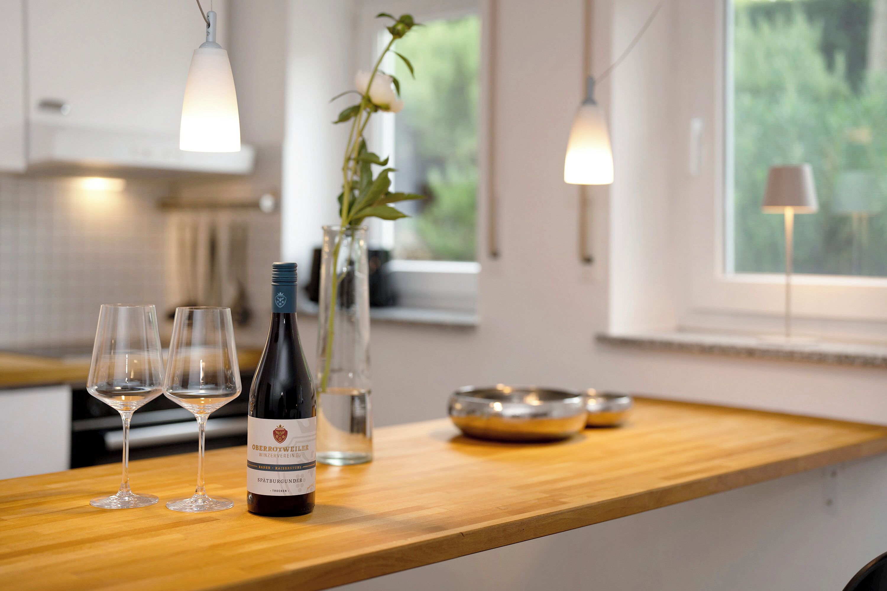 Réfrigérateur, four, plaque de cuisson, cafetière/bouilloire