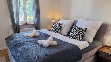 6 Schlafzimmer, Bügeleisen/Bügelbrett, kostenloses WLAN, Bettwäsche