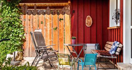 Ferienhaus 'Naturhäusle Oberschwaben' mit Bergblick, privater Terrasse und WLAN