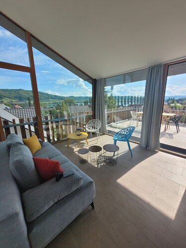 Exclusive 5-room maisonette architect's house with panoramic lake view and penthouse roof terrace