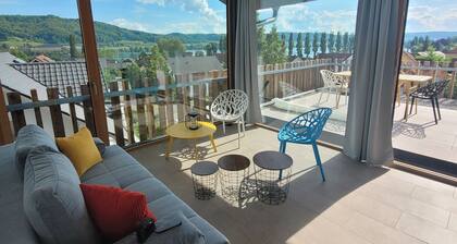 Exclusive 5-room maisonette architect's house with panoramic lake view and penthouse roof terrace