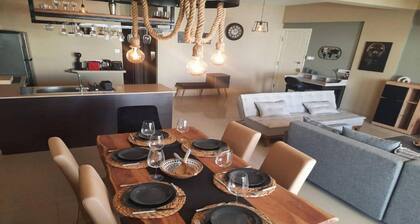 Paramount Gardens Resorts C201