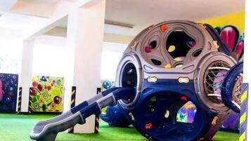 Área de juegos infantiles al aire libre