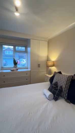 6 chambres, Wi-Fi, draps fournis