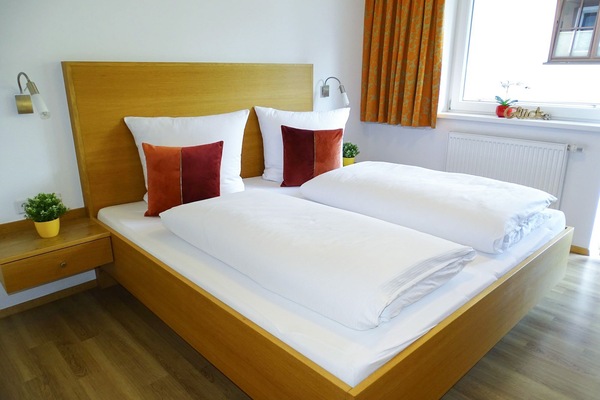 Appartement Enzian Nr. 1 - Schlafzimmer