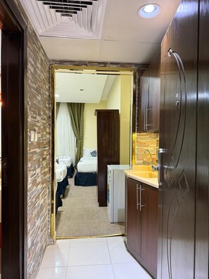 1 bedroom, minibar, individually decorated, individually furnished