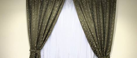 1 bedroom, minibar, individually decorated, individually furnished