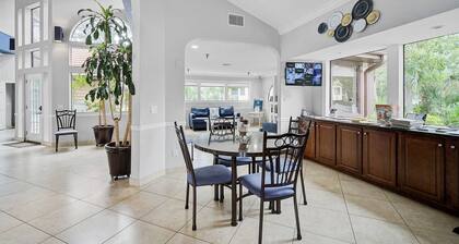 Echo of the Seas Oasis - Community Pool, Near IMG